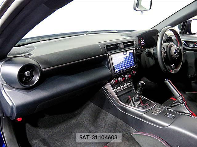 Subaru BRZ 2022-12 8281238-12