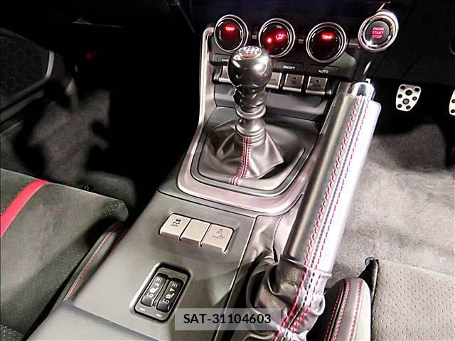 Subaru BRZ 2022-12 8281238-17