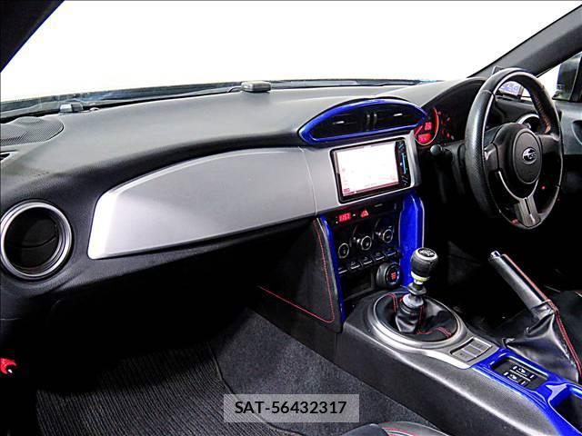 Subaru BRZ 2013-03 8281264-12