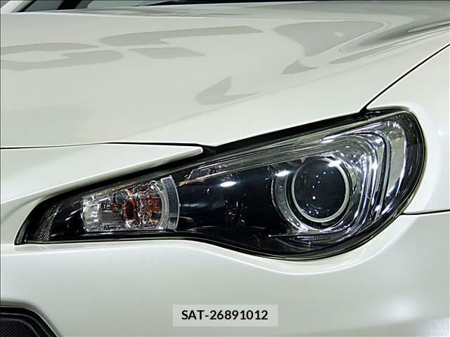Subaru BRZ 2012-04 8281267-11