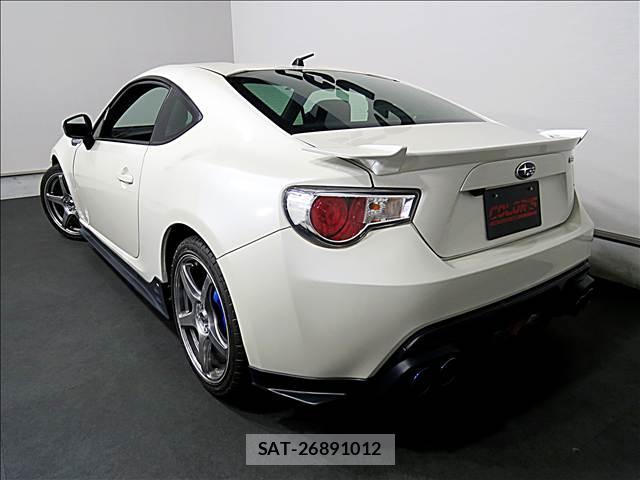Subaru BRZ 2012-04 8281267-6