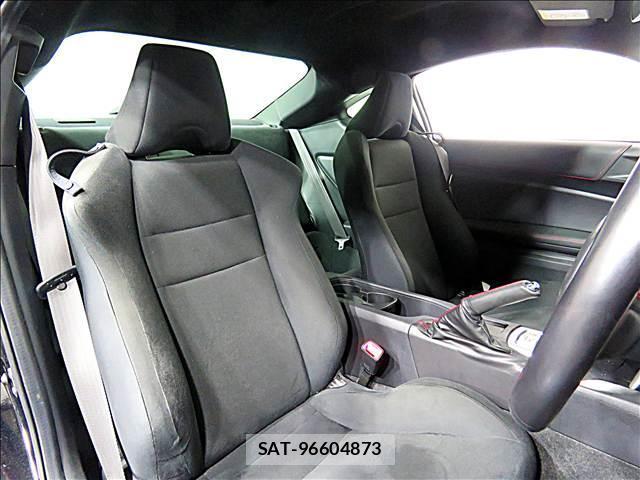 Subaru BRZ 2019-10 8281268-11
