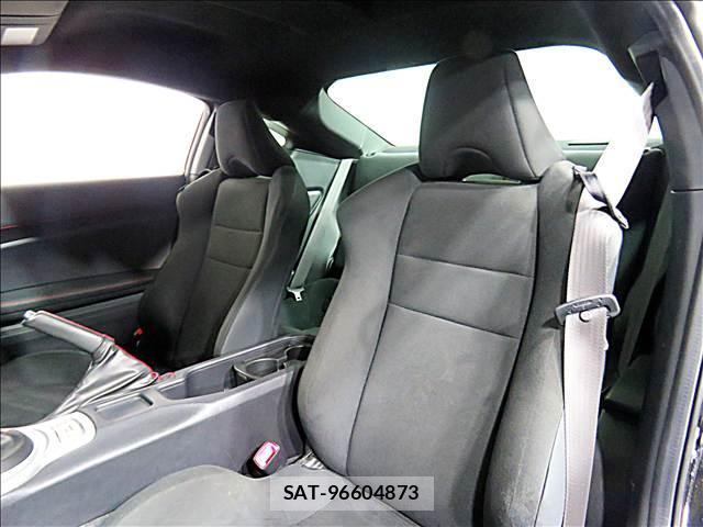 Subaru BRZ 2019-10 8281268-13