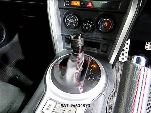 Subaru BRZ 2019-10 8281268-16
