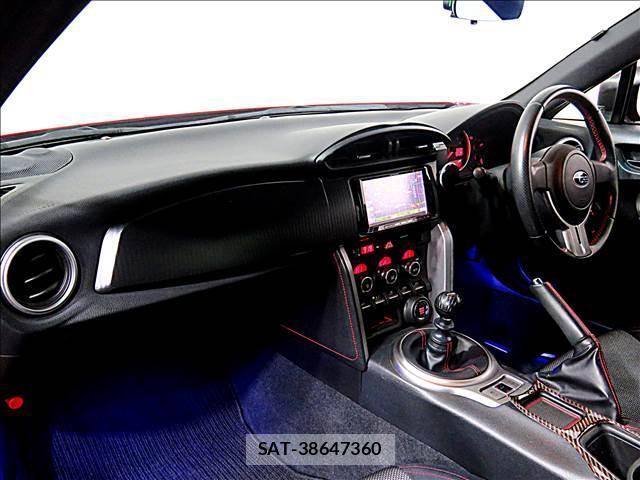 Subaru BRZ 2013-06 8281271-12