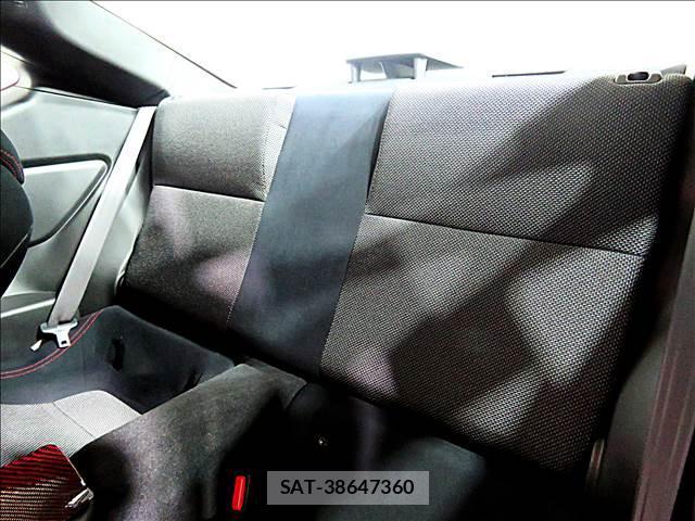 Subaru BRZ 2013-06 8281271-14