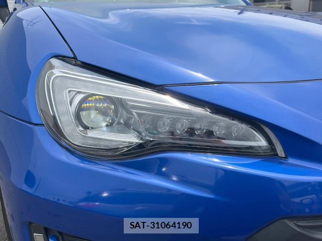 Subaru BRZ 2017-03 8282526-13