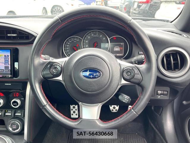 Subaru BRZ 2018-06 8282818-9