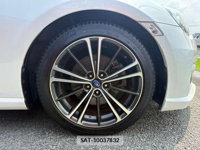 Subaru BRZ 2012-06 8285348-2
