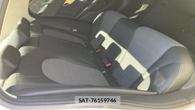 Mercedes Benz C-CLASS 2016-10 8280920-6