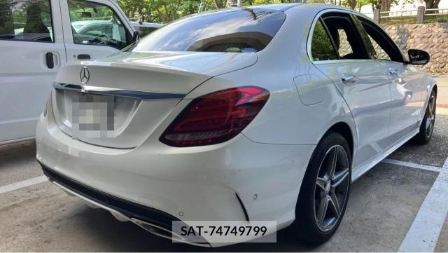 Mercedes Benz C-CLASS 2017-01 8282150-12