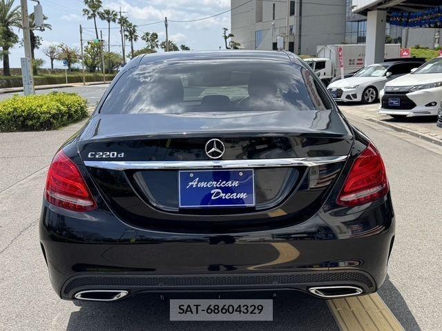 Mercedes Benz C-CLASS 2017-03 8283000-15