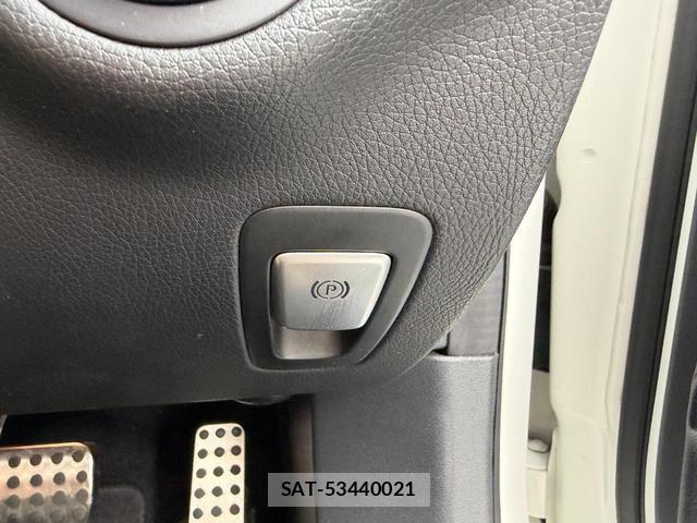Mercedes Benz C-CLASS 2015-12 8284064-5