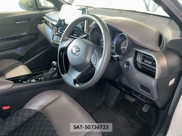 Toyota C-HR 2021-03 8276984-3