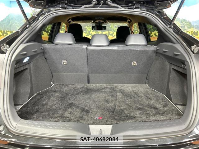 Toyota C-HR 2021-08 8277223-9