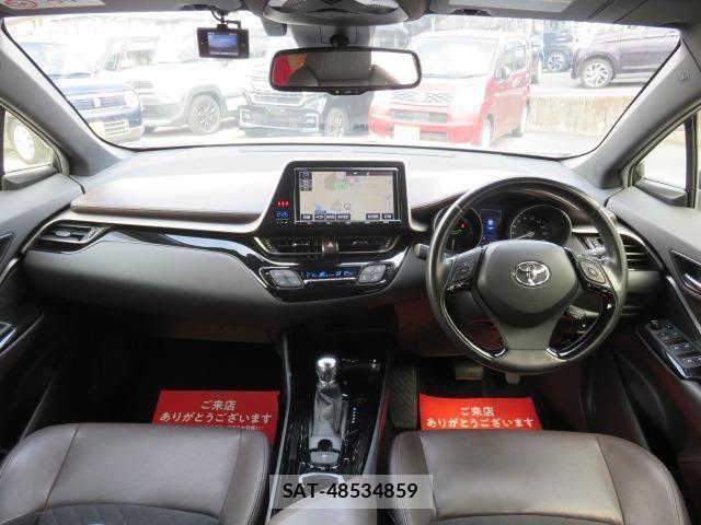 Toyota C-HR 2017-04 8277685-1