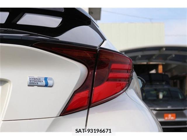 Toyota C-HR 2019-12 8278093-12