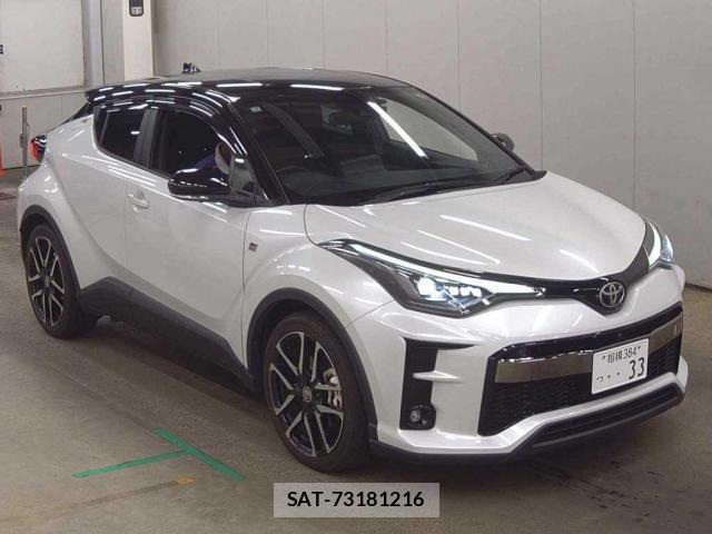 Toyota C-HR 2023-01 8278222-3