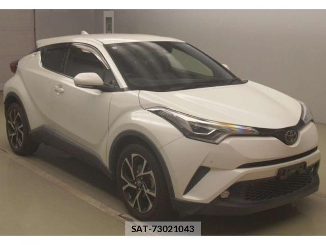 Toyota C-HR 2019-01 8278290-0