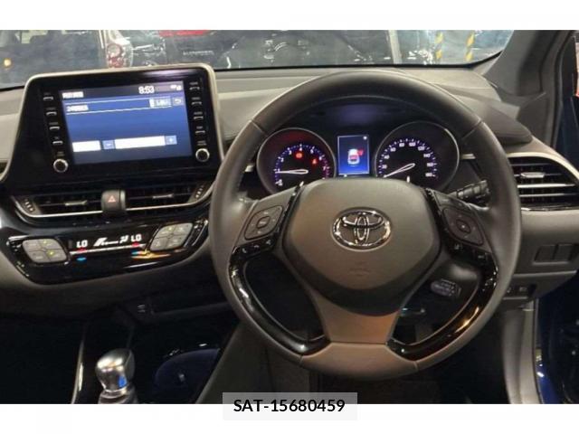 Toyota C-HR 2020-09 8278299-2