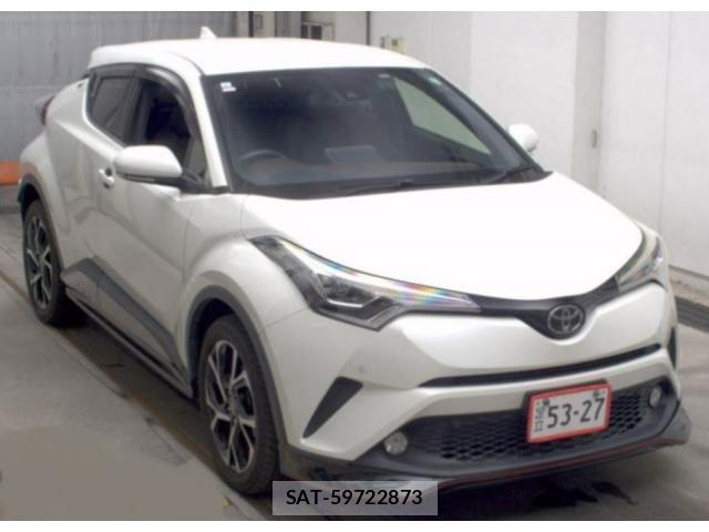 Toyota C-HR 2017-05 8278347-3