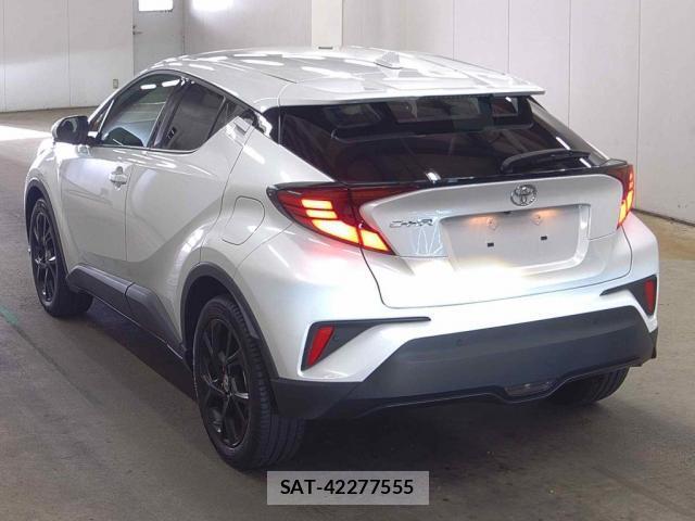 Toyota C-HR 2023-08 8278575-3