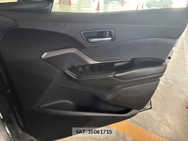 Toyota C-HR 2020-03 8278708-16