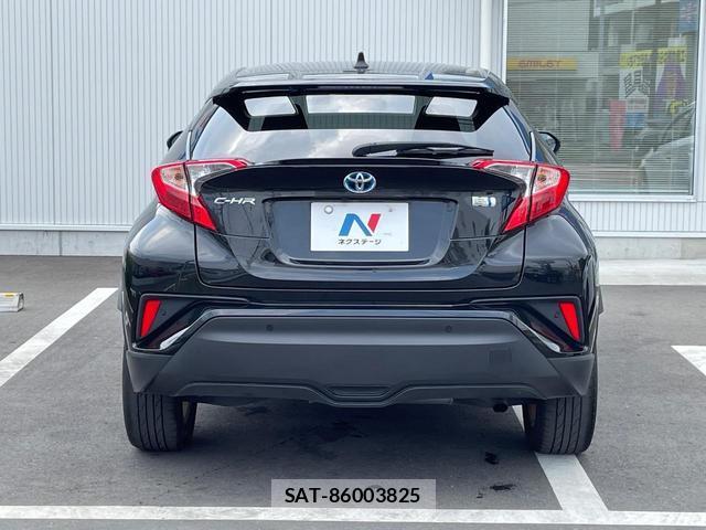 Toyota C-HR 2020-10 8279265-14