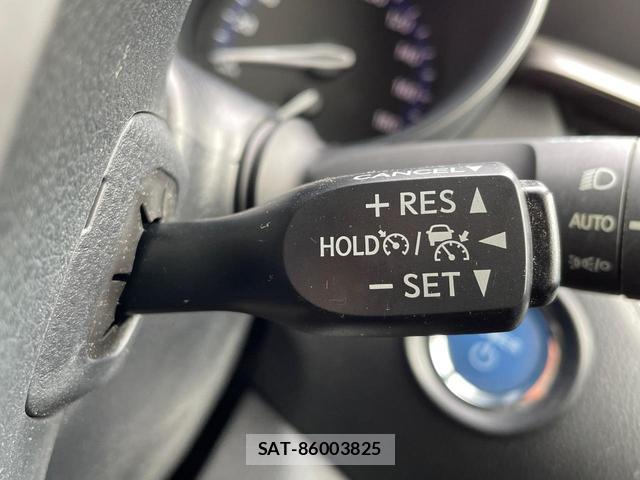 Toyota C-HR 2020-10 8279265-5