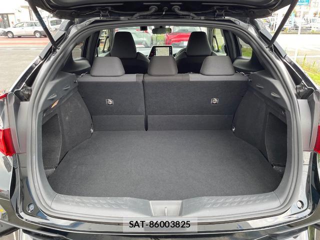 Toyota C-HR 2020-10 8279265-9