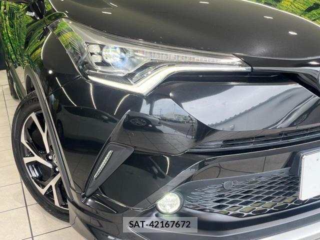 Toyota C-HR 2017-09 8279616-11