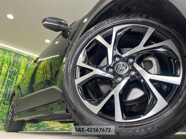 Toyota C-HR 2017-09 8279616-12