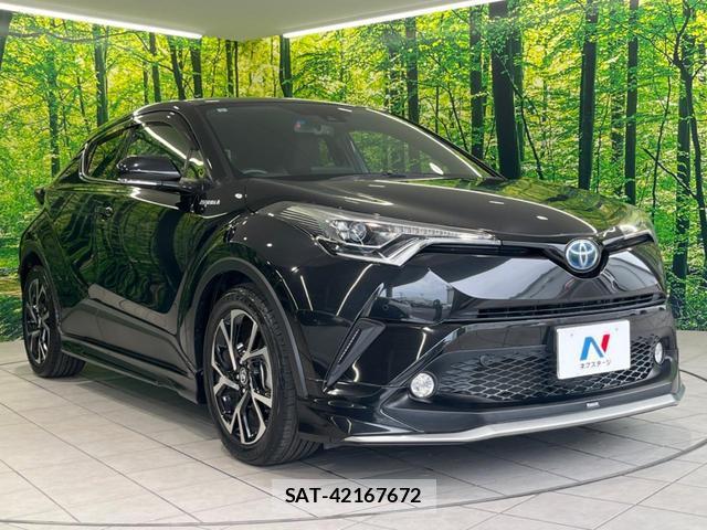 Toyota C-HR 2017-09 8279616-15
