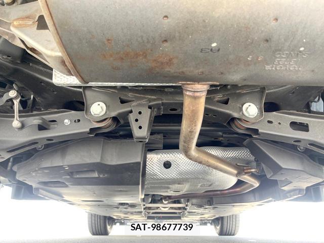 Toyota C-HR 2019-03 8279776-18