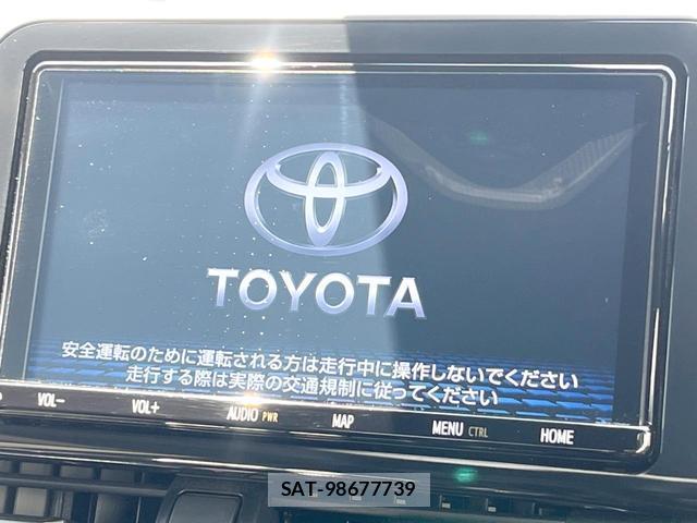 Toyota C-HR 2019-03 8279776-2