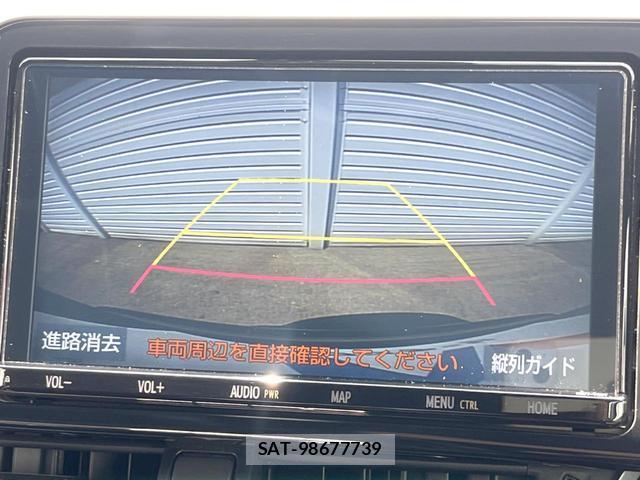 Toyota C-HR 2019-03 8279776-3