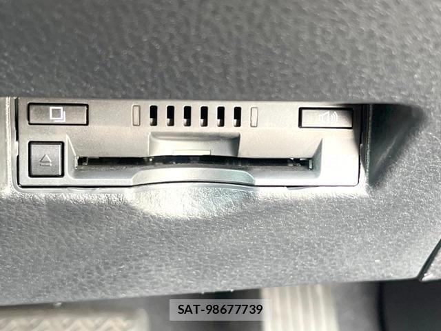 Toyota C-HR 2019-03 8279776-6