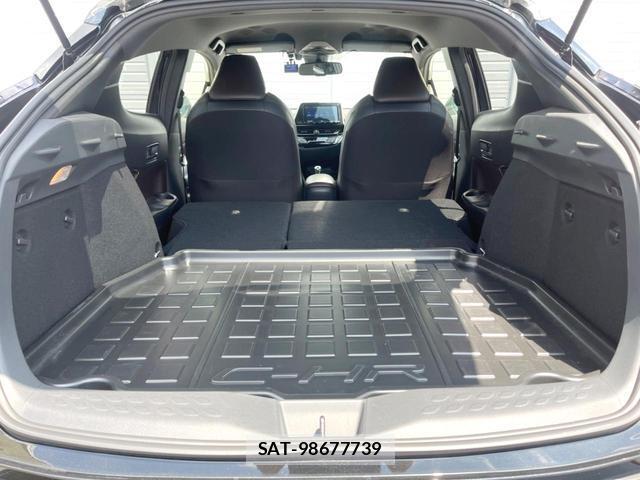 Toyota C-HR 2019-03 8279776-9