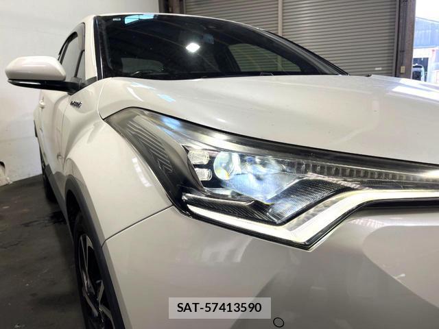 Toyota C-HR 2017-04 8280249-13
