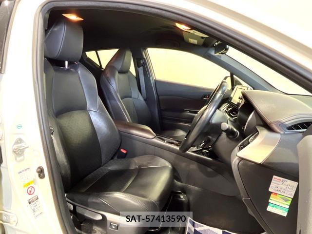Toyota C-HR 2017-04 8280249-8