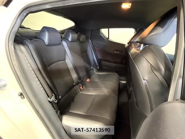 Toyota C-HR 2017-04 8280249-9