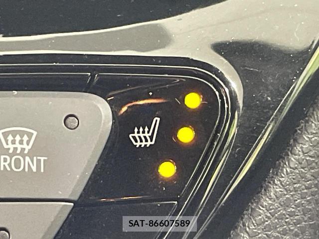 Toyota C-HR 2017-02 8280275-6