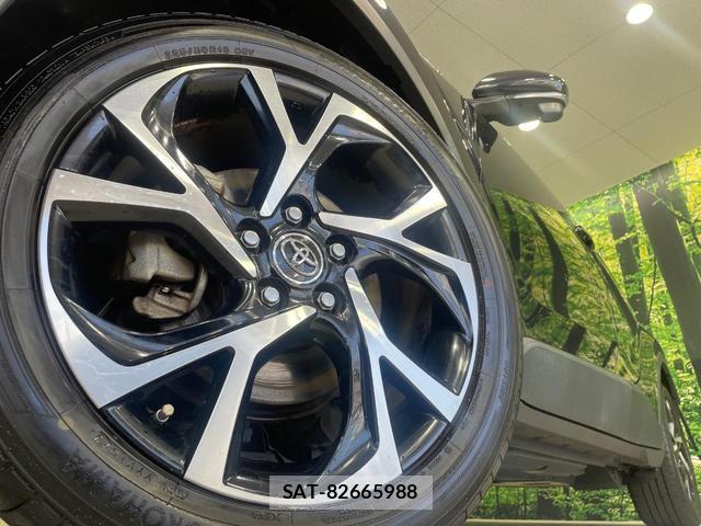 Toyota C-HR 2017-06 8280278-12