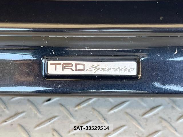 Toyota C-HR 2017-03 8280361-2