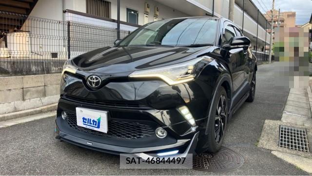 Toyota C-HR 2018-12 8280454-0