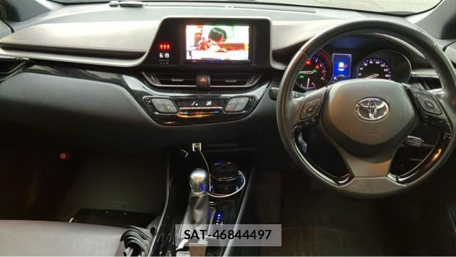 Toyota C-HR 2018-12 8280454-2