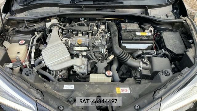 Toyota C-HR 2018-12 8280454-7