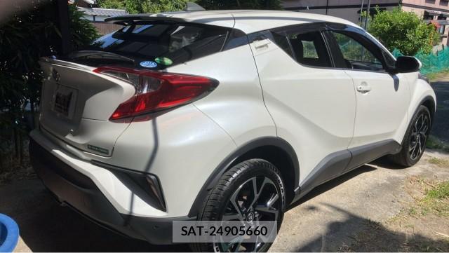 Toyota C-HR 2017-11 8280587-12