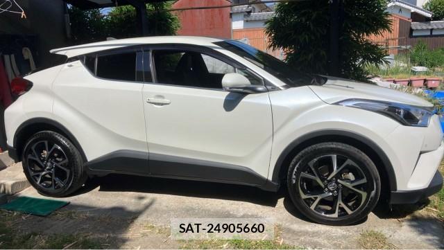 Toyota C-HR 2017-11 8280587-3