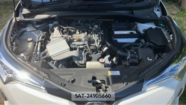 Toyota C-HR 2017-11 8280587-7